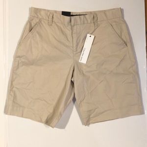 Calvin Klein Bermuda shorts, size 6 NWT